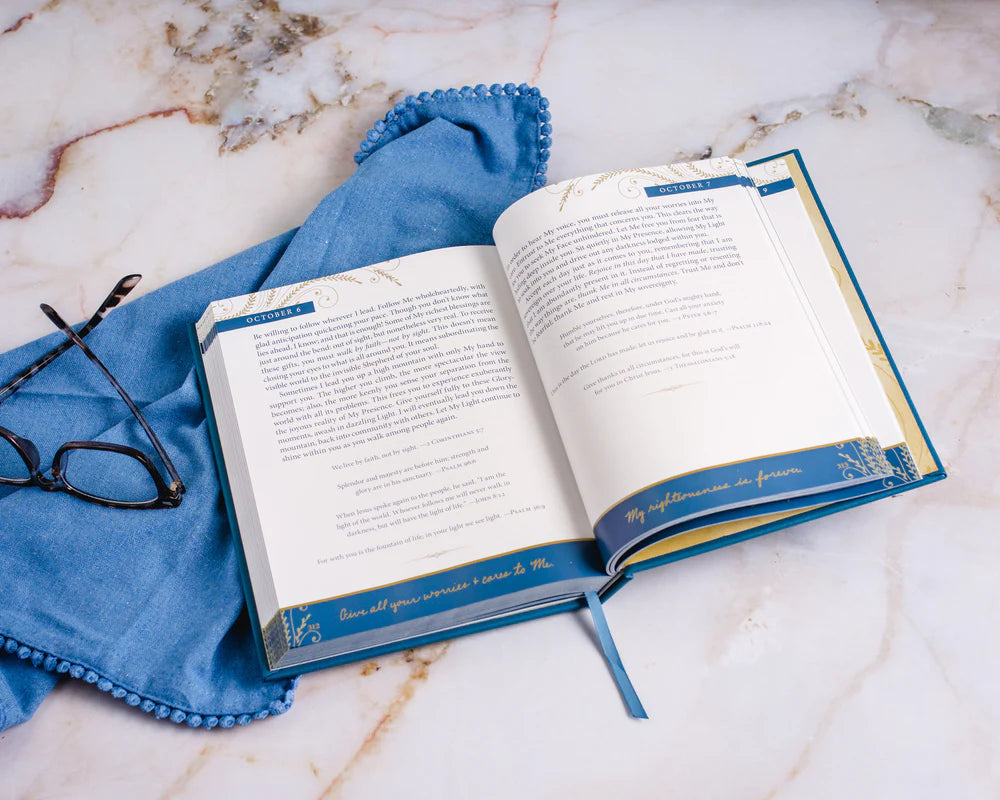 Jesus Calling Commemorative Edition by Sarah Young