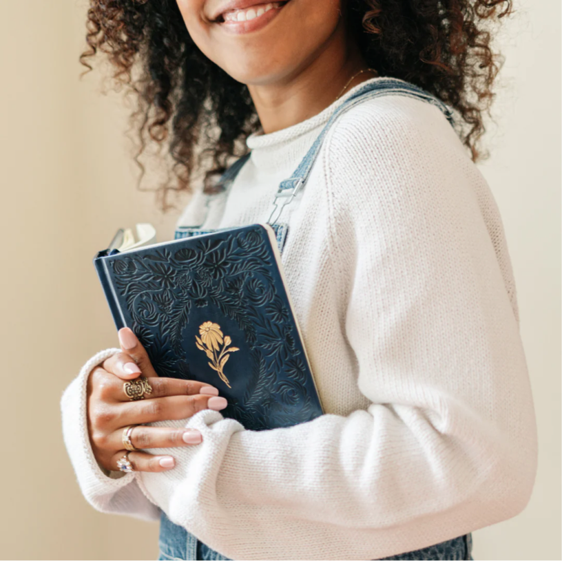 ONE THING I ASK 5-YEAR PRAYER JOURNAL: VERSAILLES THEME